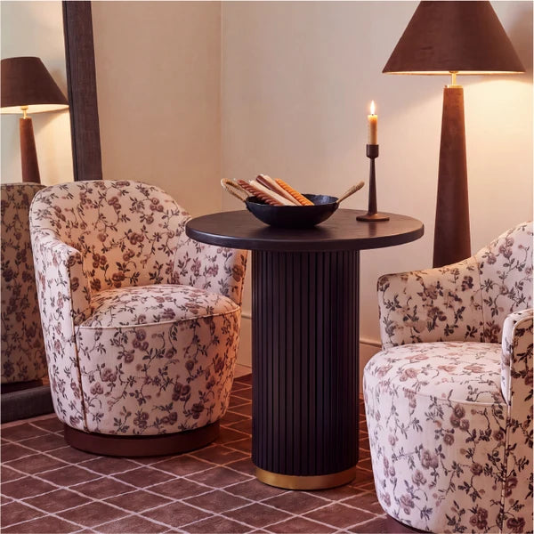 Accent chairs