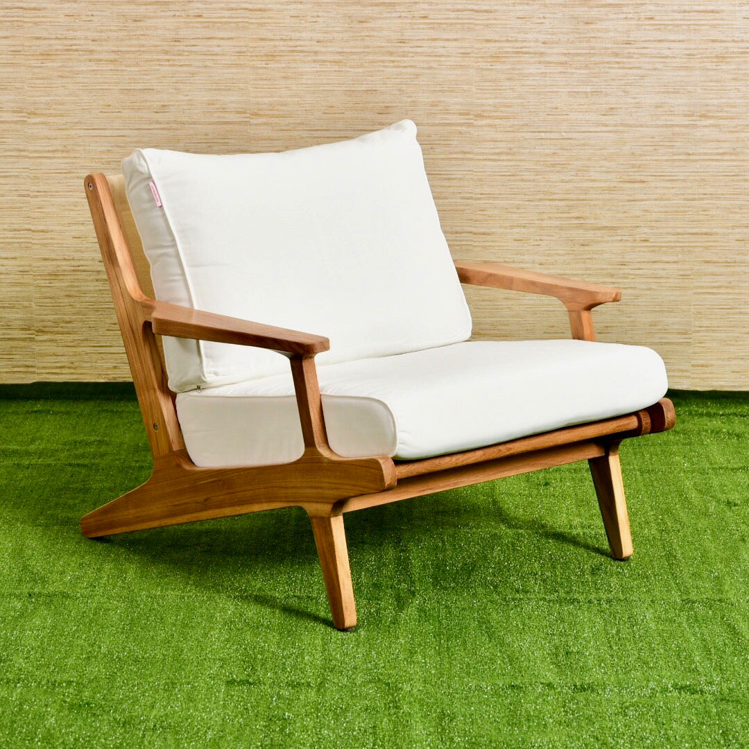 Outdoor Teak Sleek Lounge Chair