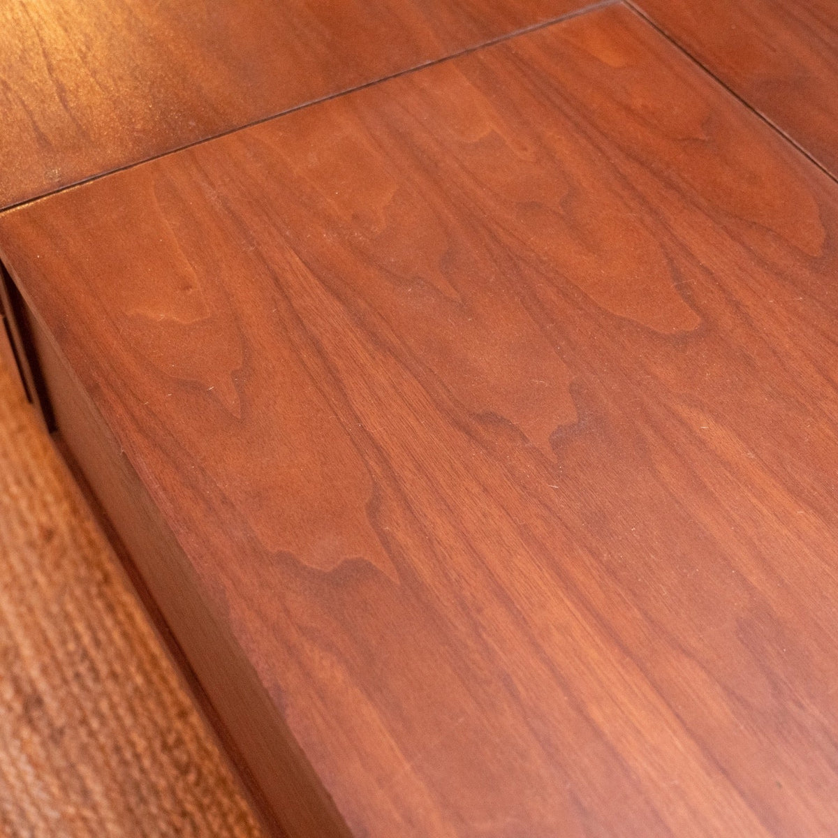 Ariana Peek-A-Boo Coffee Table