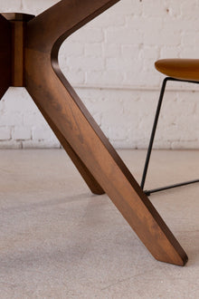 Jasper Round Dining Table