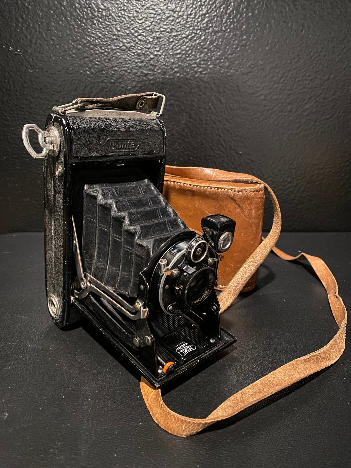 Zeiss Ikon Bellow Camera with Leather Case