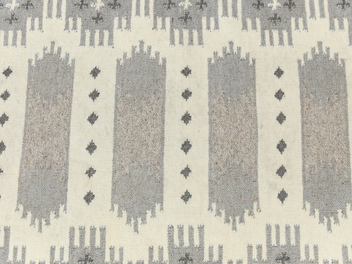 Vintage Gray Kilm Rug