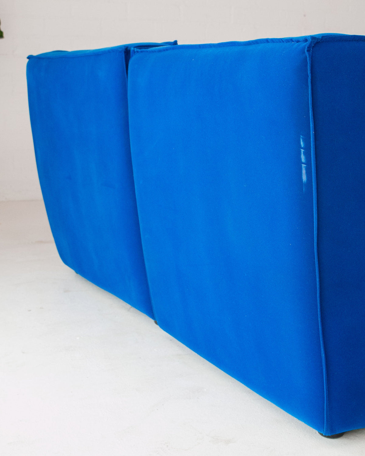 Pick your own color Juno Sofa Exclusive Sofa 6 pieces