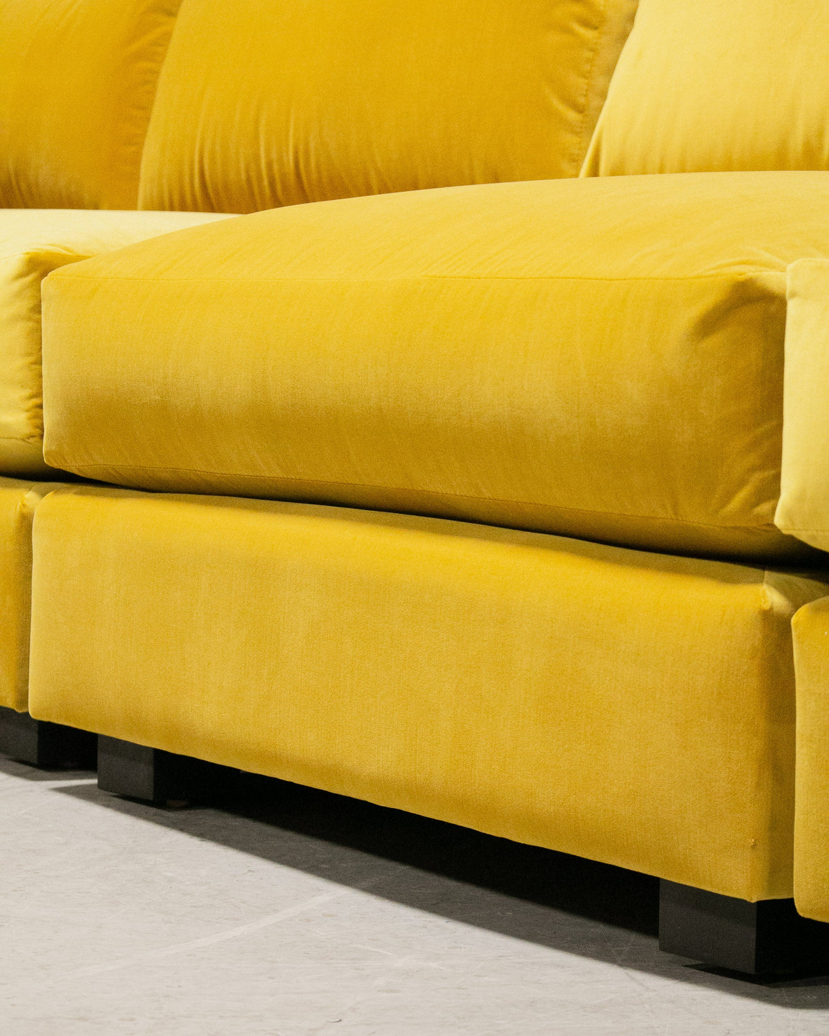 Sebastian 6 piece Sofa in Citron