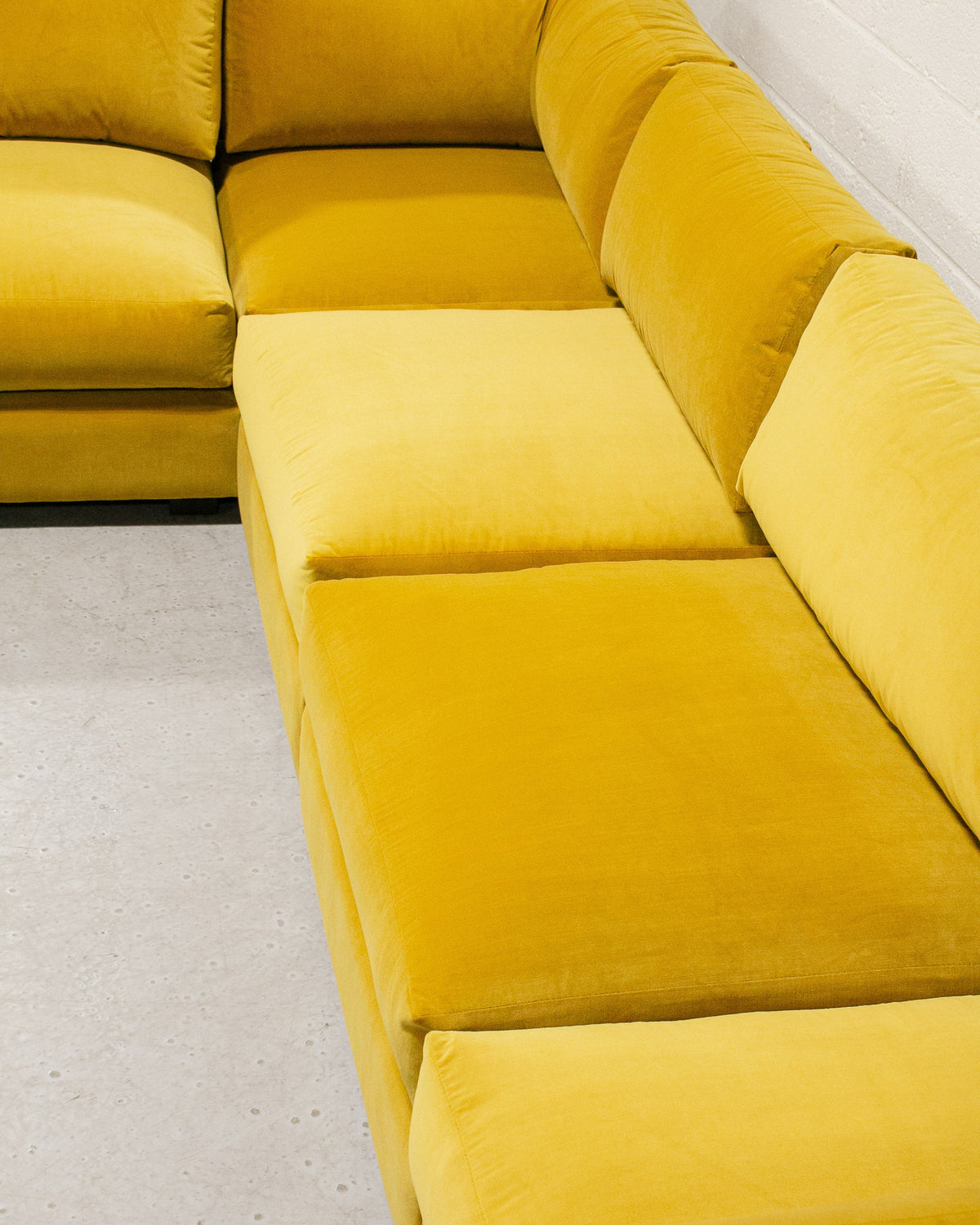 Sebastian 6 piece Sofa in Citron
