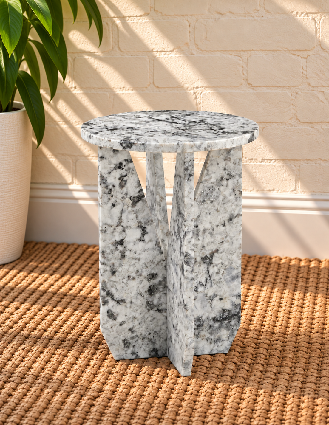 Maison Marble Side Table in Arctic Noir