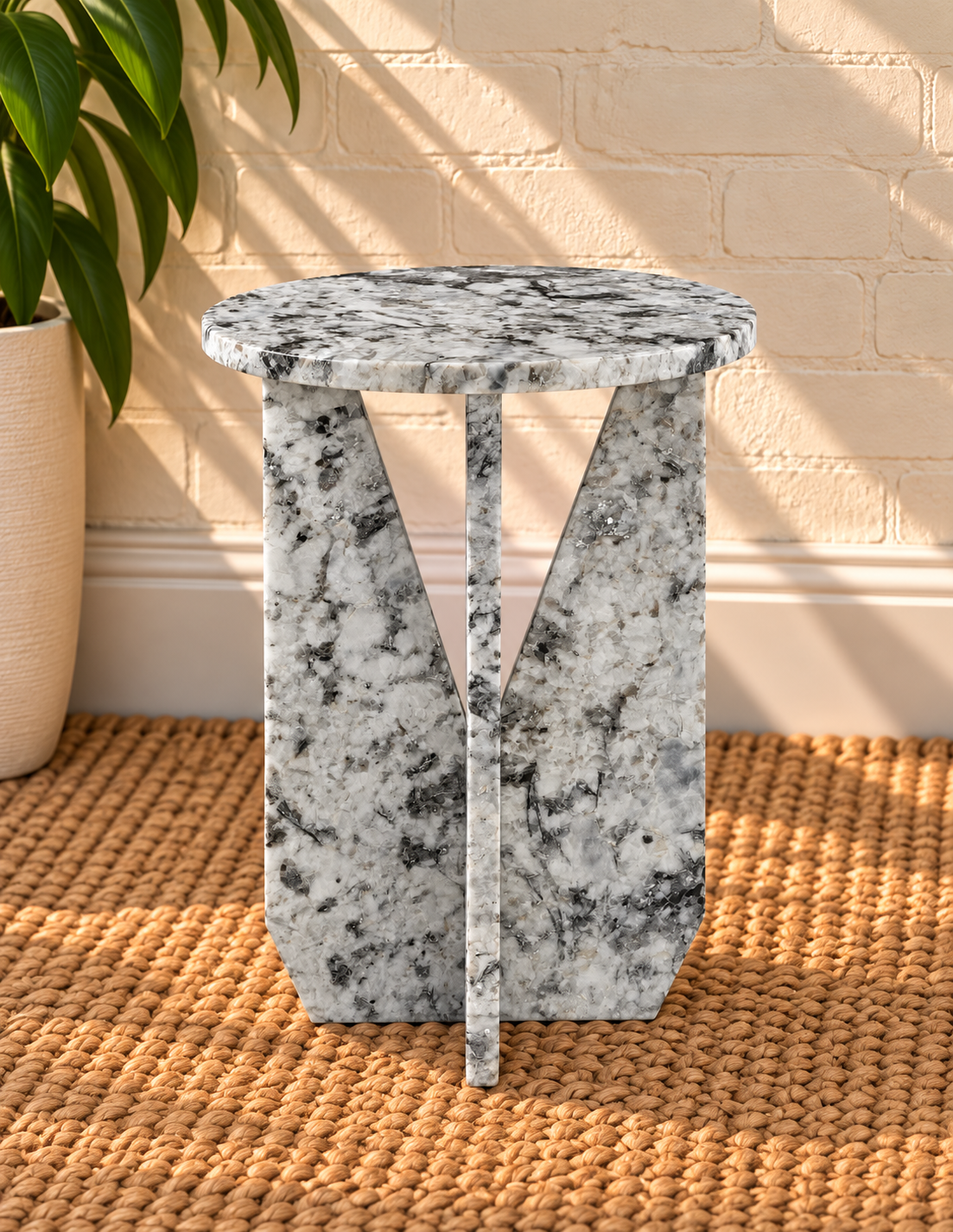 Maison Marble Side Table in Arctic Noir