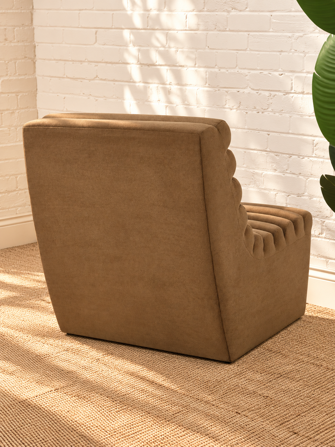 Marlowe Lounge Chair in Mocha Latte