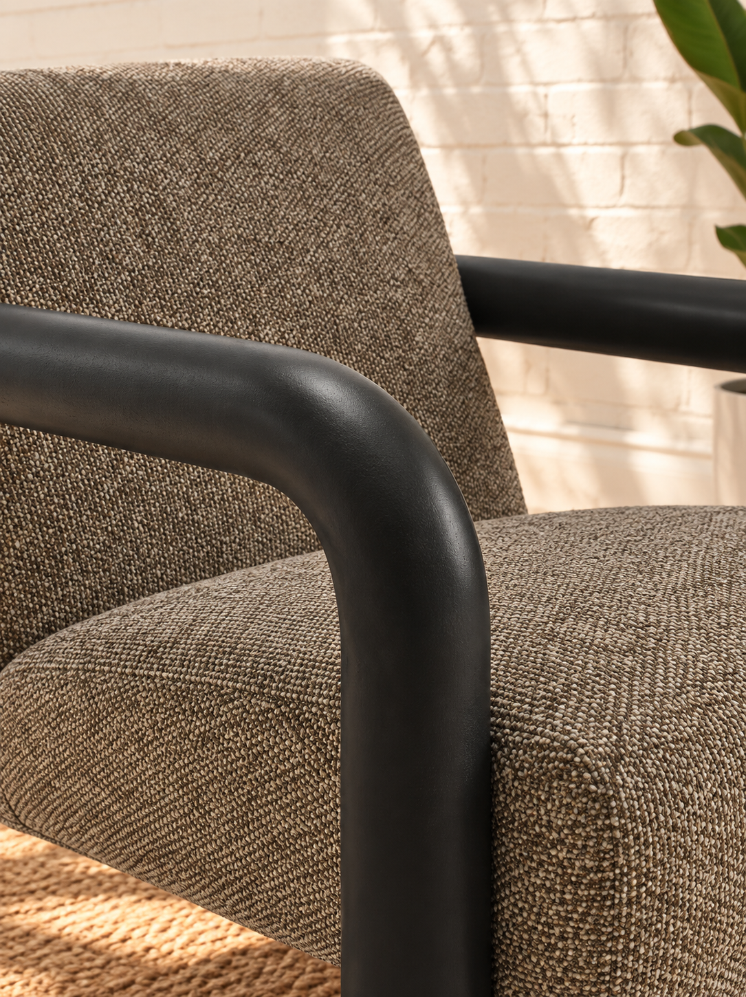 Riviera Lounge Chair in Onyx