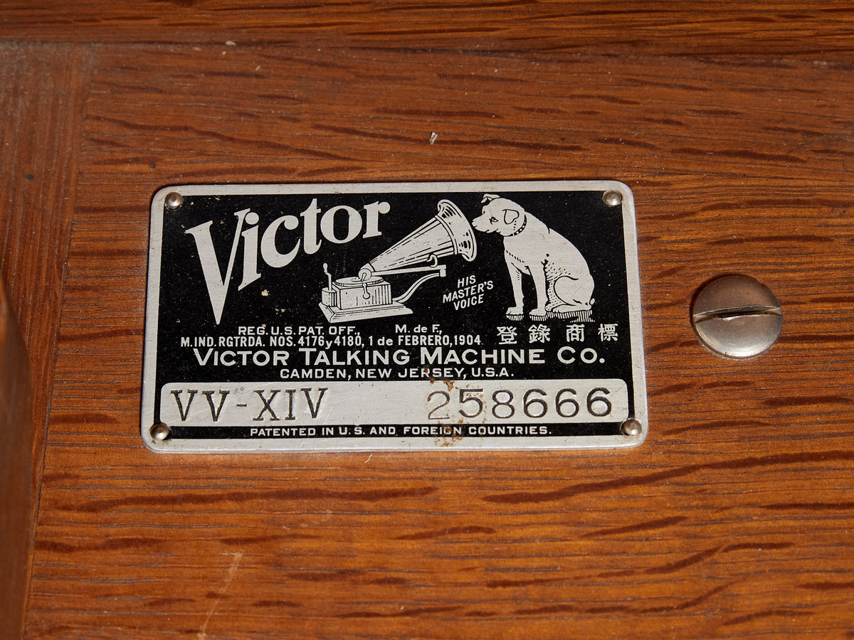 VICTROLA 1917 RCA TALKING MACHINE ANTIQUE CLASSIC RARE VV-100 PLAYS WORKS