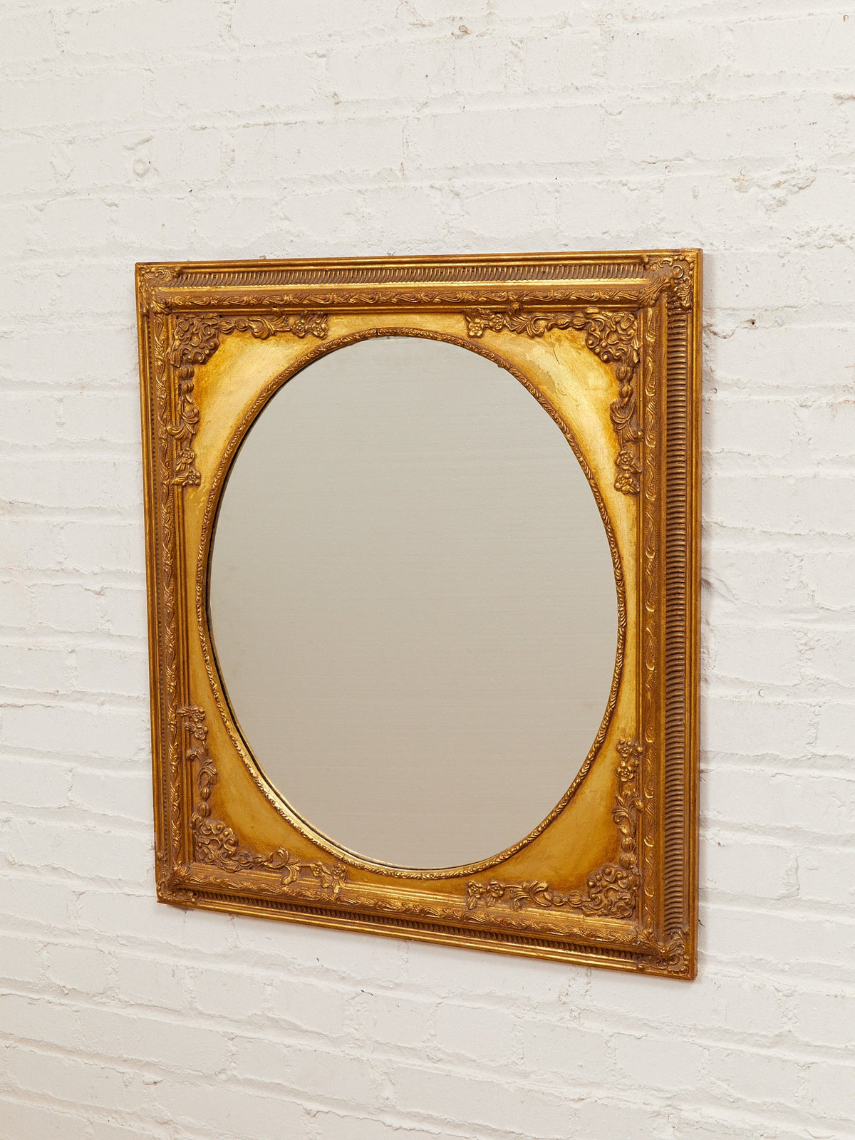 Framed Gold Gilded Vintage Mirror Circle