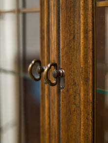 Drexel Heritage Hutch