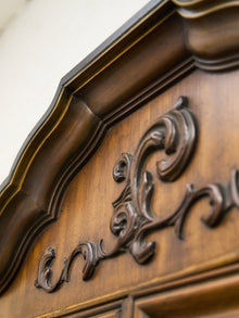 Drexel Heritage Hutch