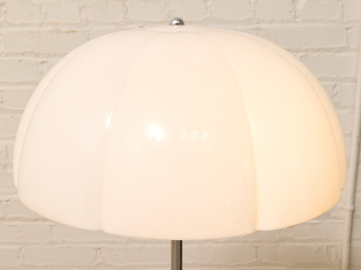 Vintage White Sculptural Dome Table Lamp