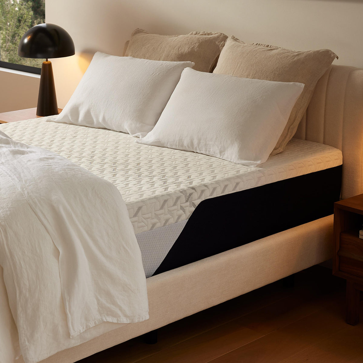Nectar Foam Classic 5.1 White 12" Mattress