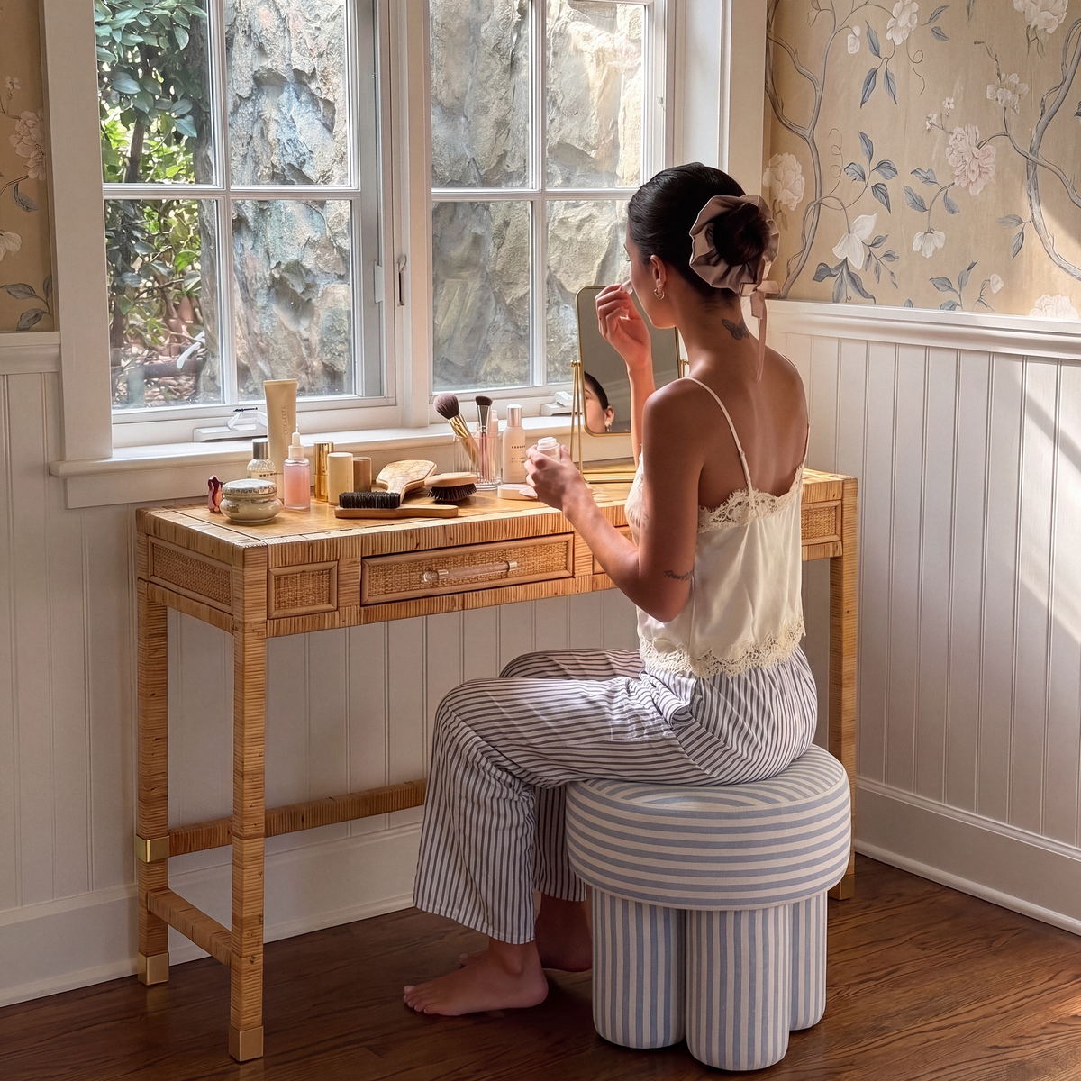 Masha Linen Accent Stool