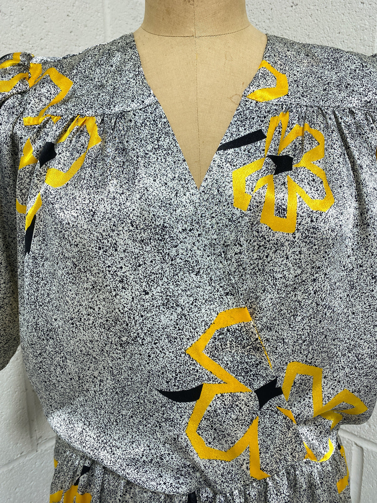Vintage 80’s Graphic Dress (11-12)