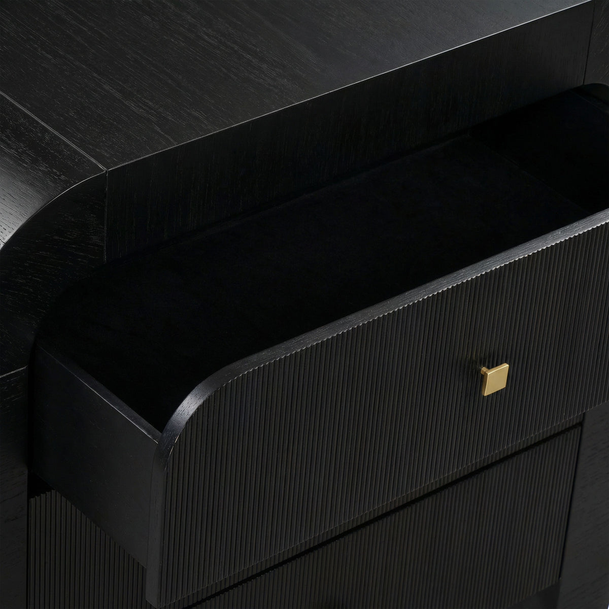 Hump 38" Arched 3-Drawer Bedside Chest
